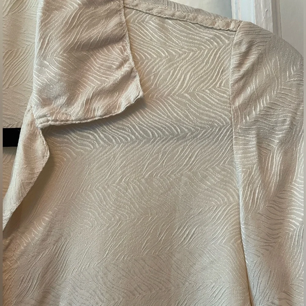 Ivory patterned button down - Picture 7 of 12